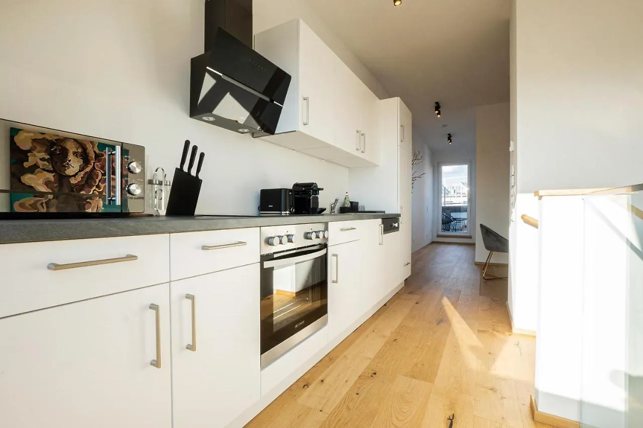 Orestaliving - Penthouse With Designer Renovation Viena 0*,